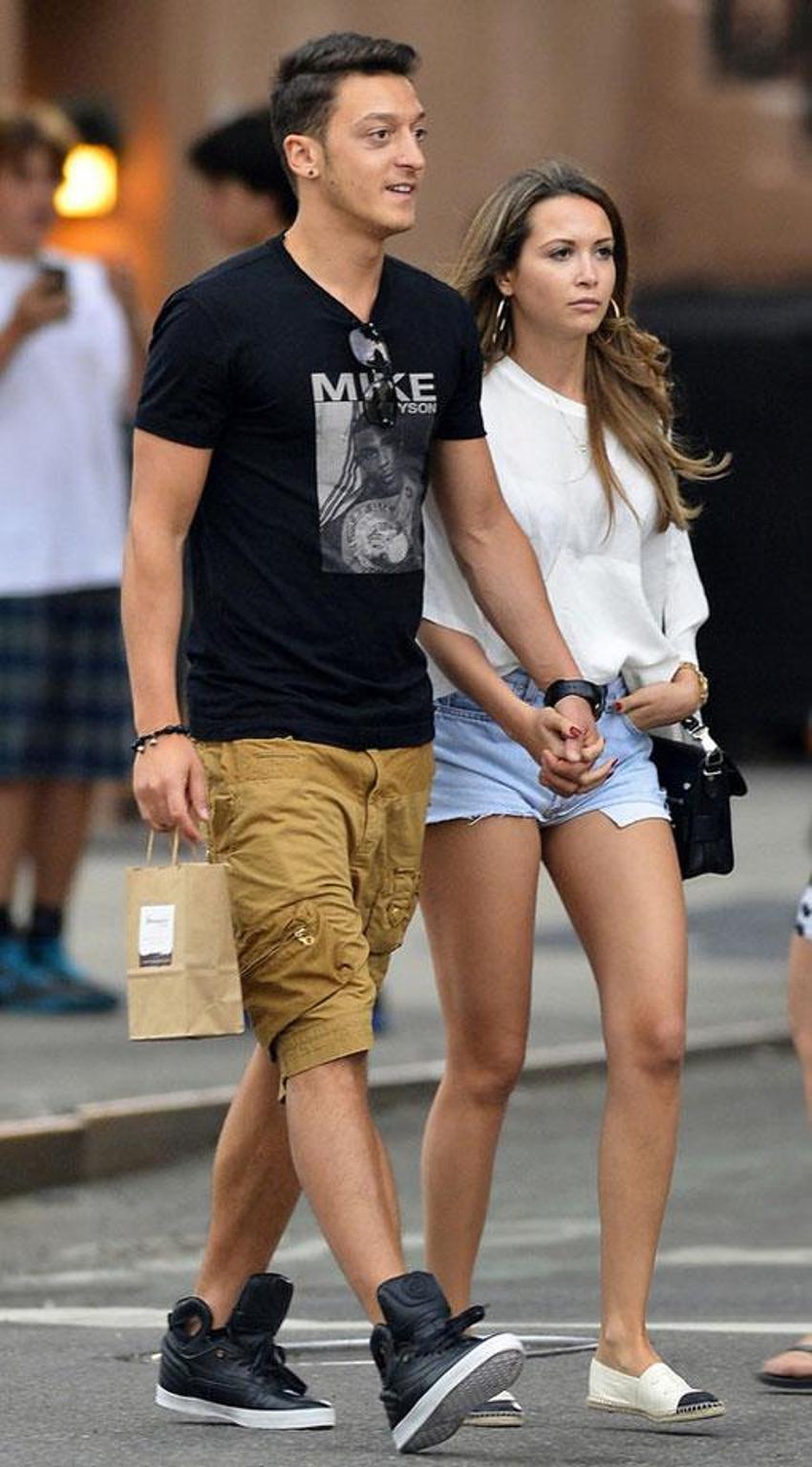Mesut Özil ve Mandy Capristo