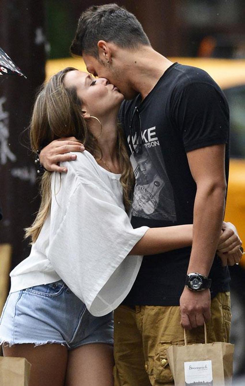 Mesut Özil ve Mandy Capristo