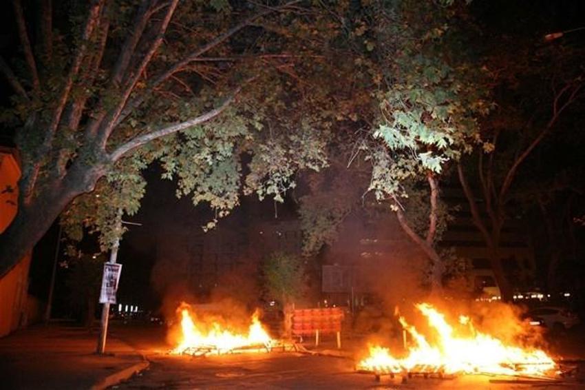 İzmir yangın yeri!
