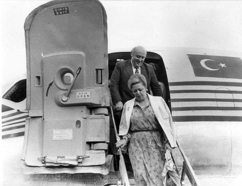 Nazmiye Demirel vefat etti!