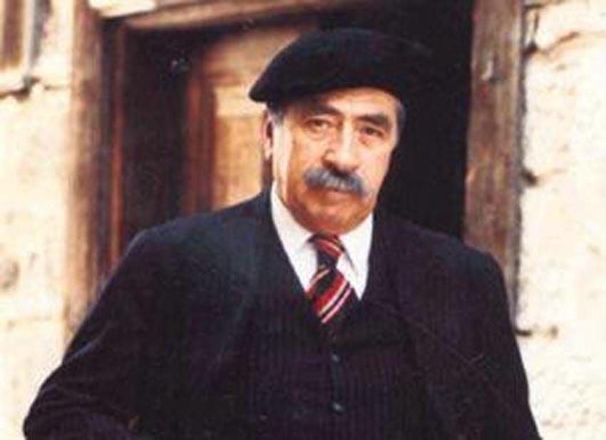 Fotoğraflarla Tekin Akmansoy