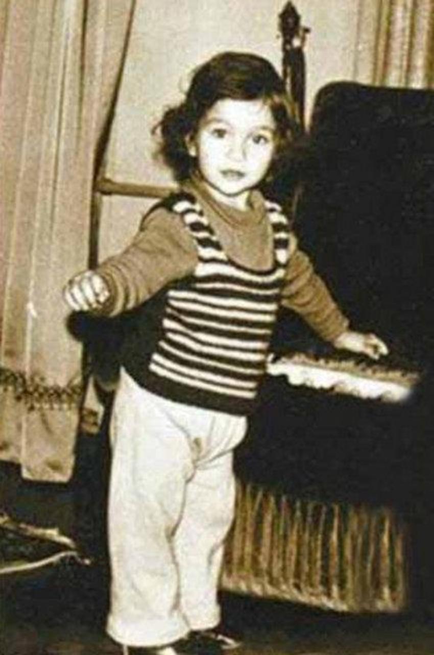 Ünlülerin nostaljik fotoğrafları!