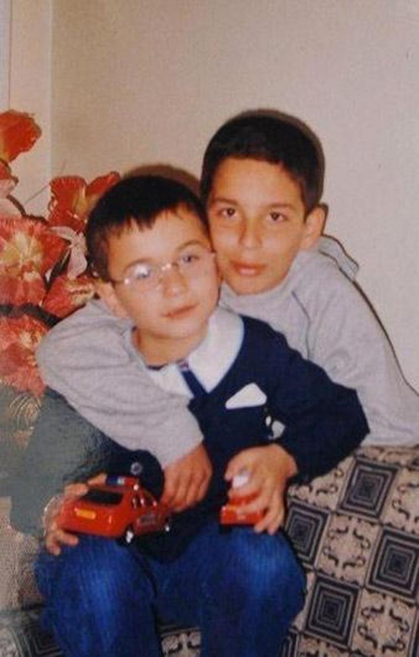 Ünlülerin küçüklükleri! 'Zamanla herkes değişir'