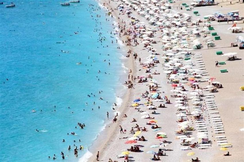 Tatilciler Fethiye'ye akın etti