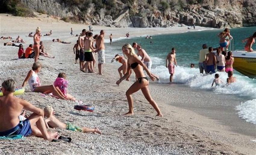 Tatilciler Fethiye'ye akın etti