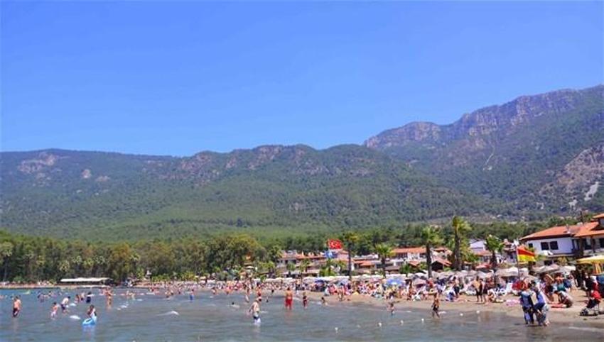Tatilciler Fethiye'ye akın etti
