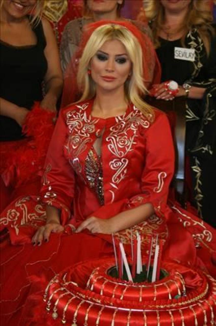 Ünlülerin makyajsız hali şaşırttı