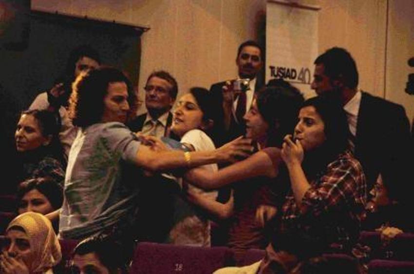 Trabzon'da yumurtalı protesto