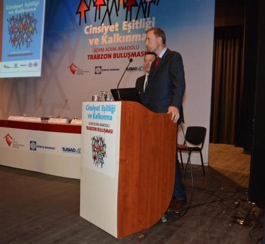 Trabzon'da yumurtalı protesto