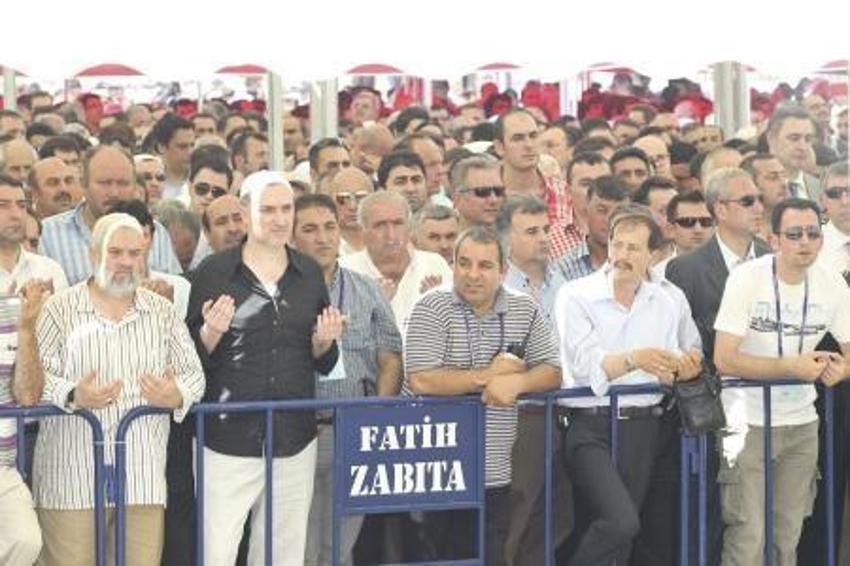 Sabri Ülker'in son yolculuğu