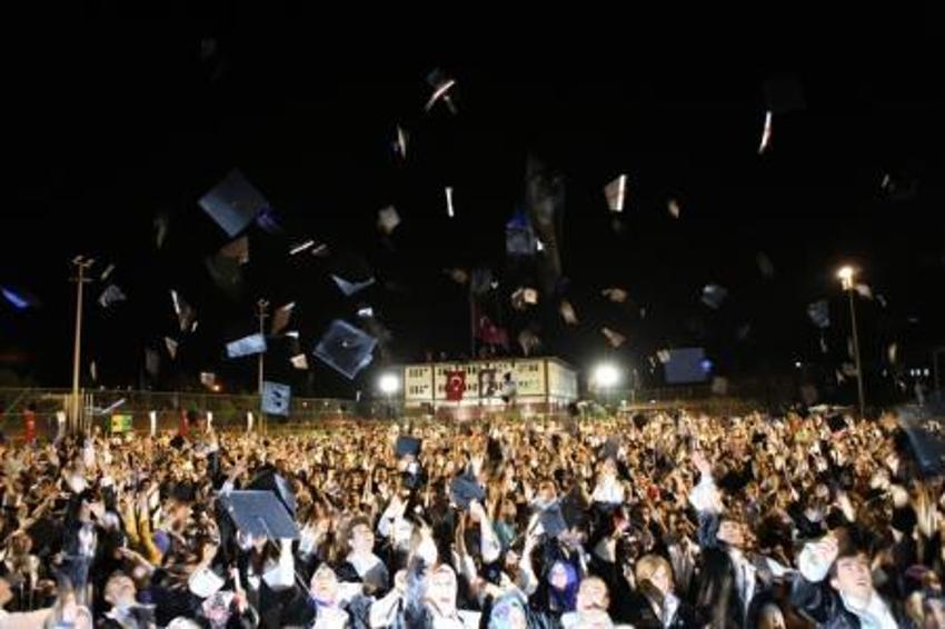 Adıyaman'da mezuniyet coşkusu