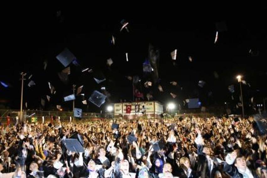Adıyaman'da mezuniyet coşkusu