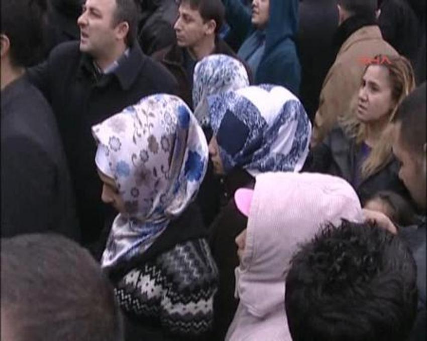 Azer Bülbül son yolculuğuna uğurlandı