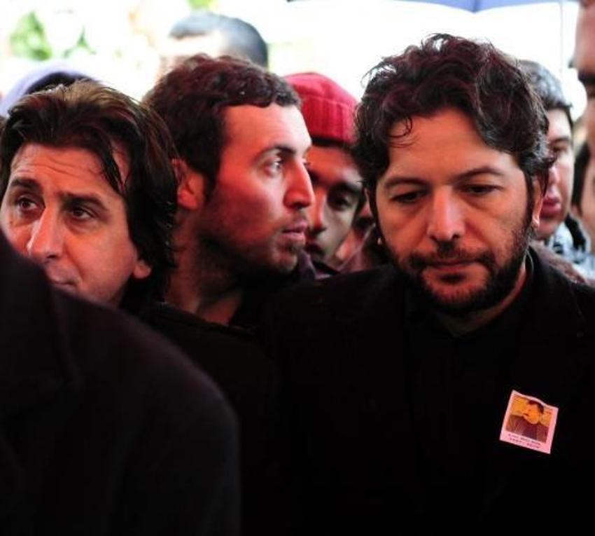 Azer Bülbül son yolculuğuna uğurlandı