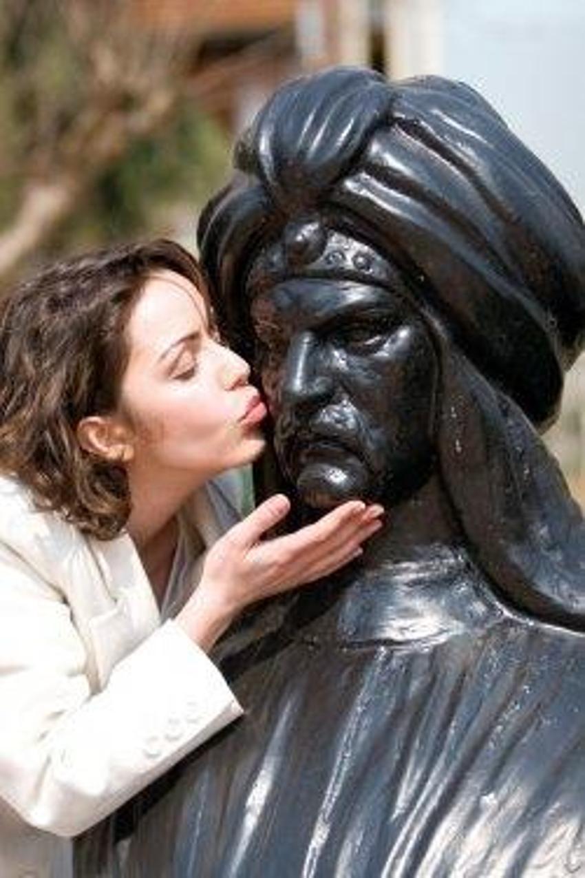 Karolin Fişekçi'nin seks temalı çalışmaları