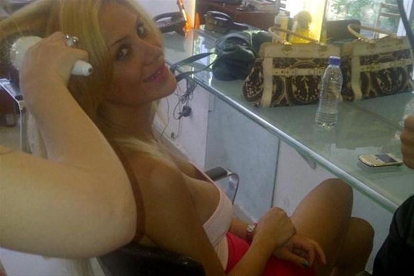Esra - Ceyda Kardeşler