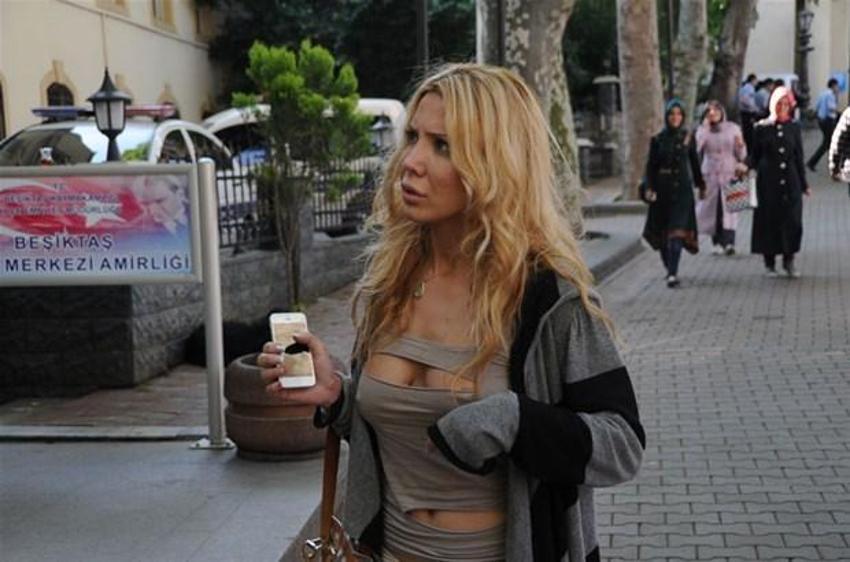 Esra - Ceyda Kardeşler