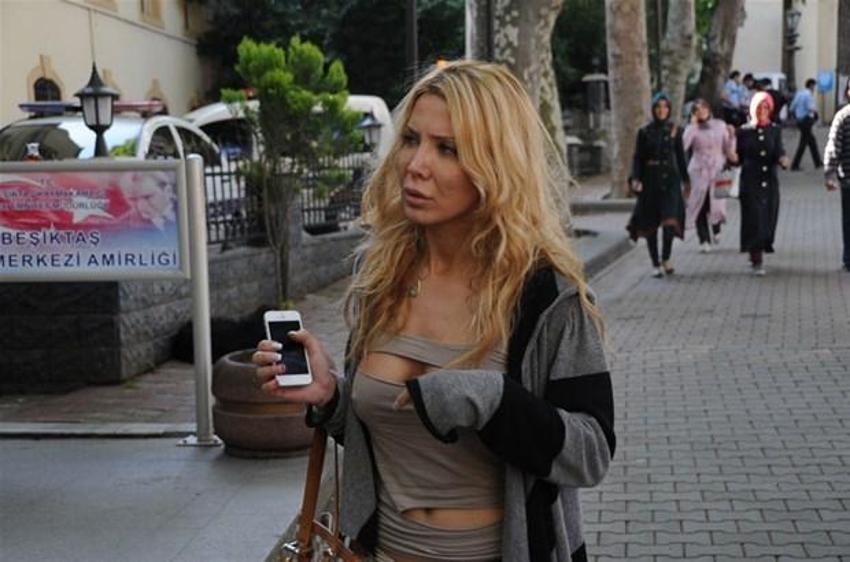 Esra - Ceyda Kardeşler