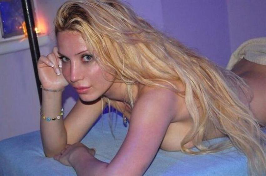Esra - Ceyda Kardeşler