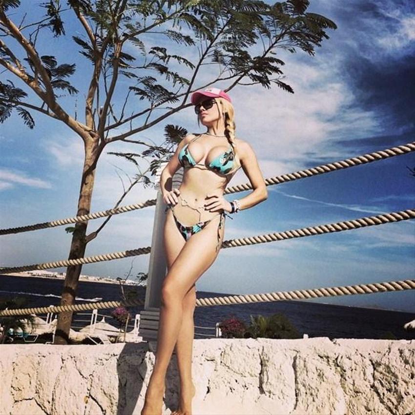Esra - Ceyda Kardeşler