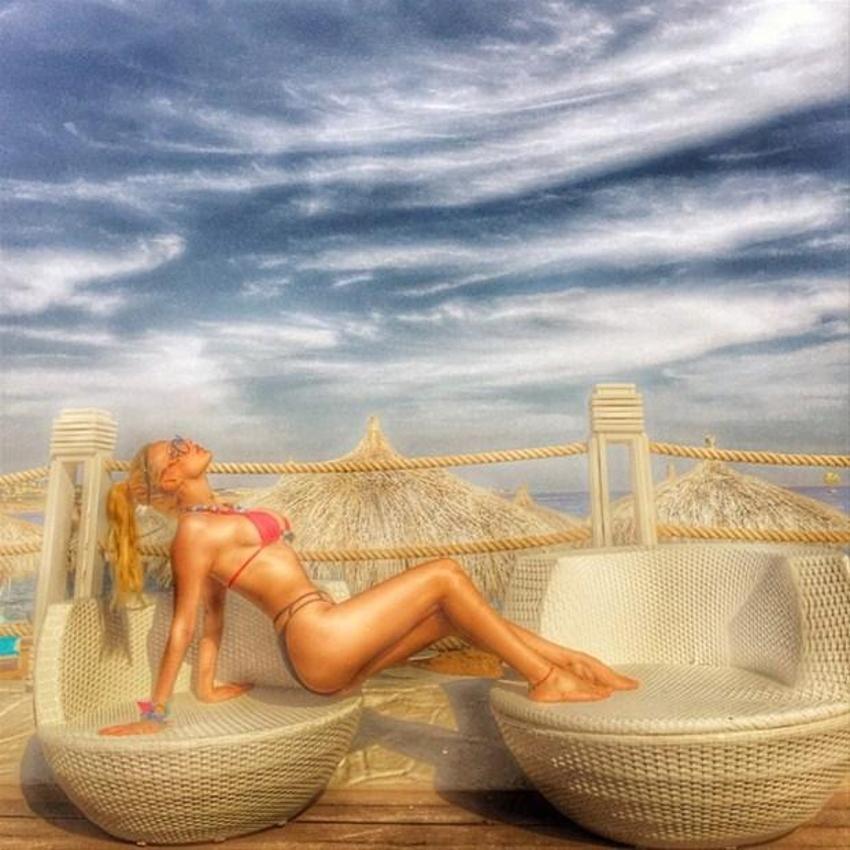 Esra - Ceyda Kardeşler
