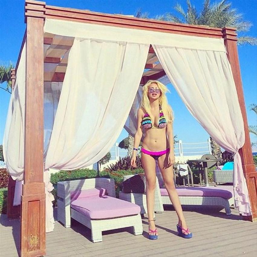 Esra - Ceyda Kardeşler