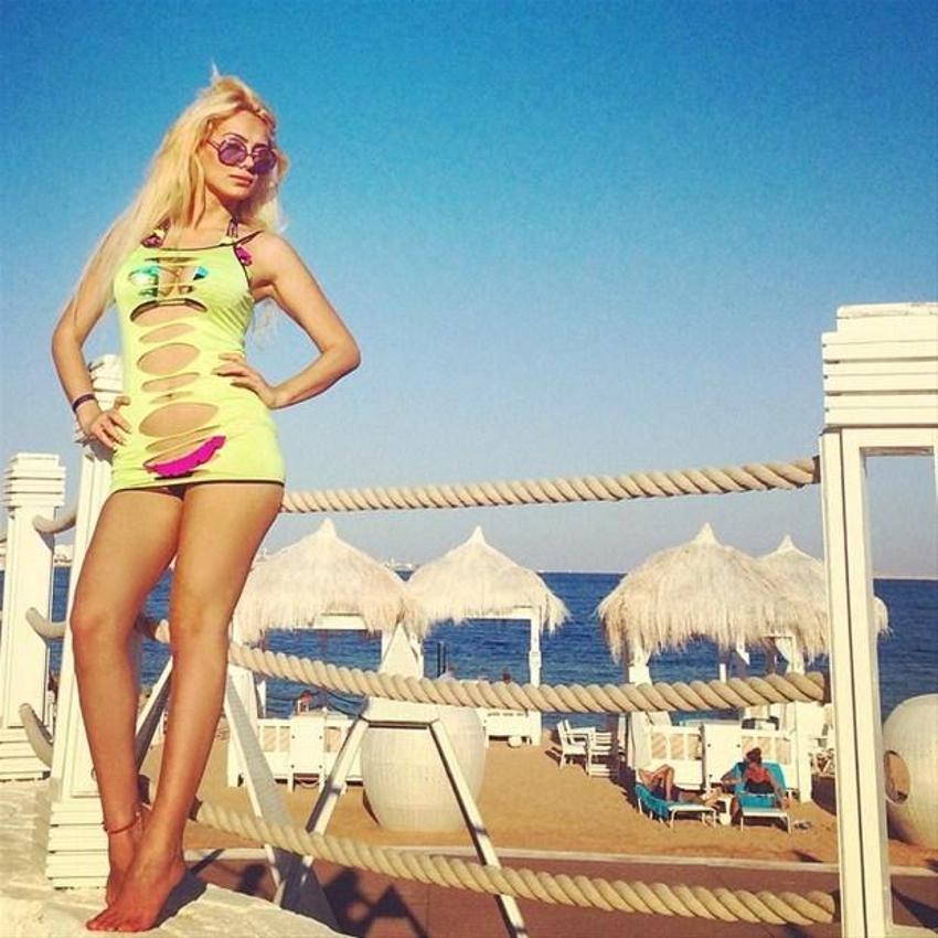 Esra - Ceyda Kardeşler