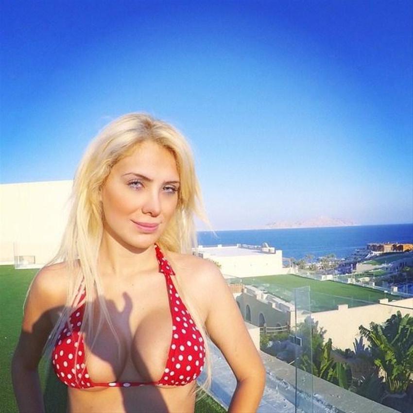 Esra - Ceyda Kardeşler