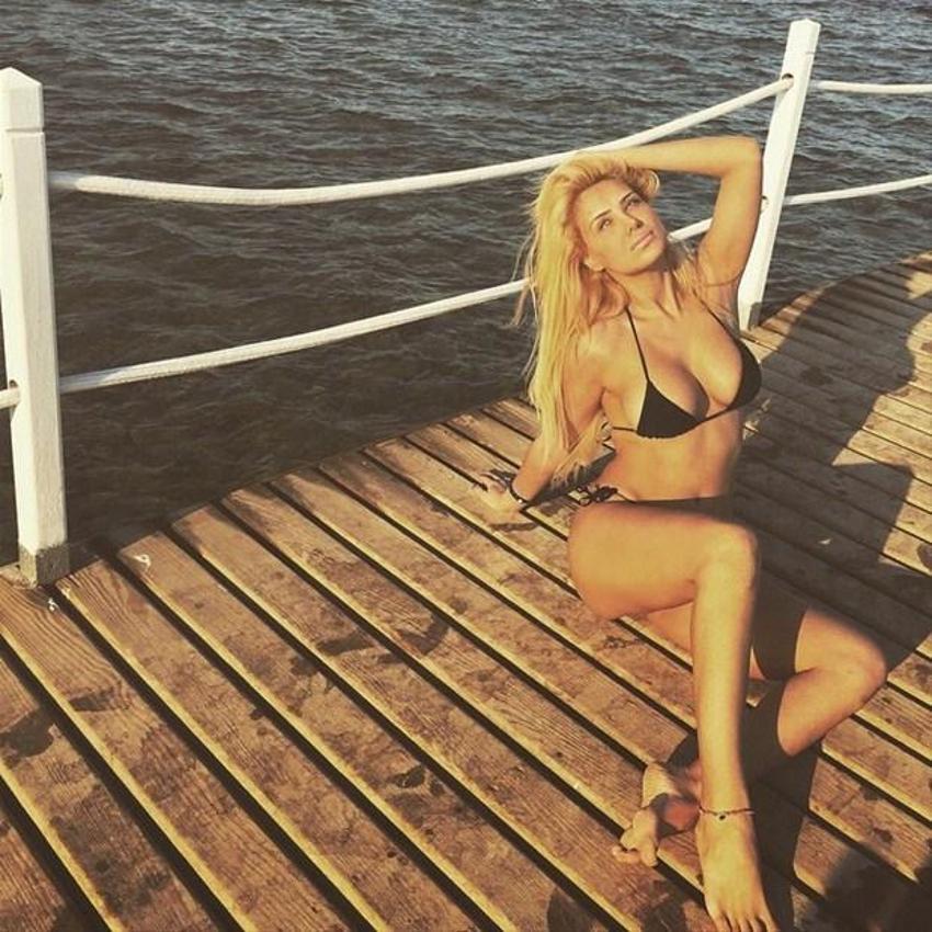 Esra - Ceyda Kardeşler