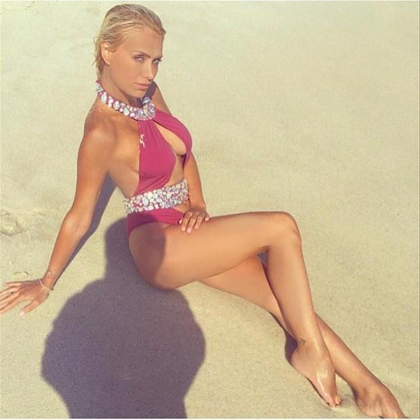 Esra - Ceyda Kardeşler