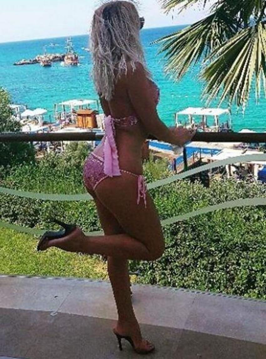 Esra - Ceyda Kardeşler