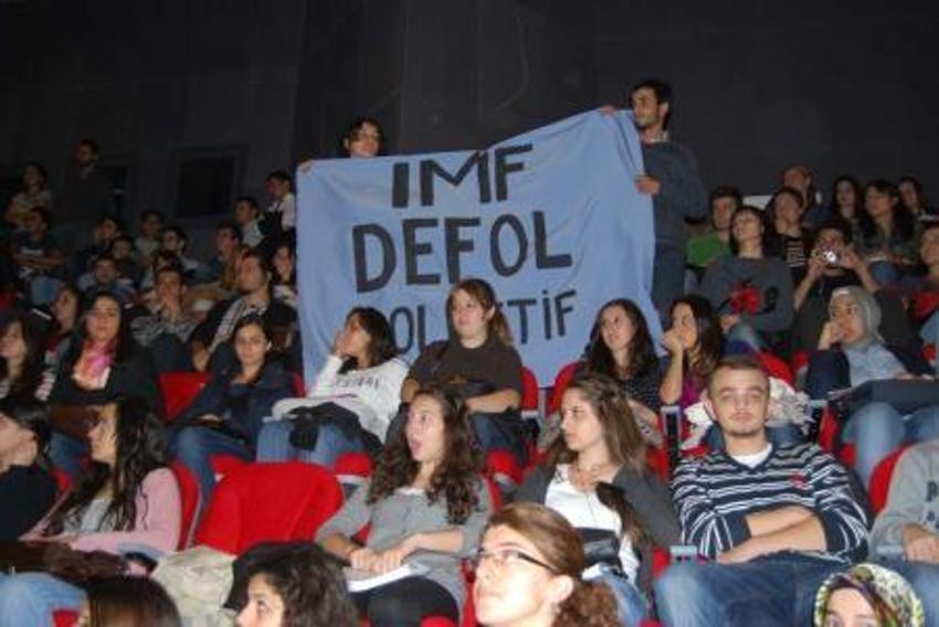 IMF Türkiye temsilcisine yumurtalı protesto
