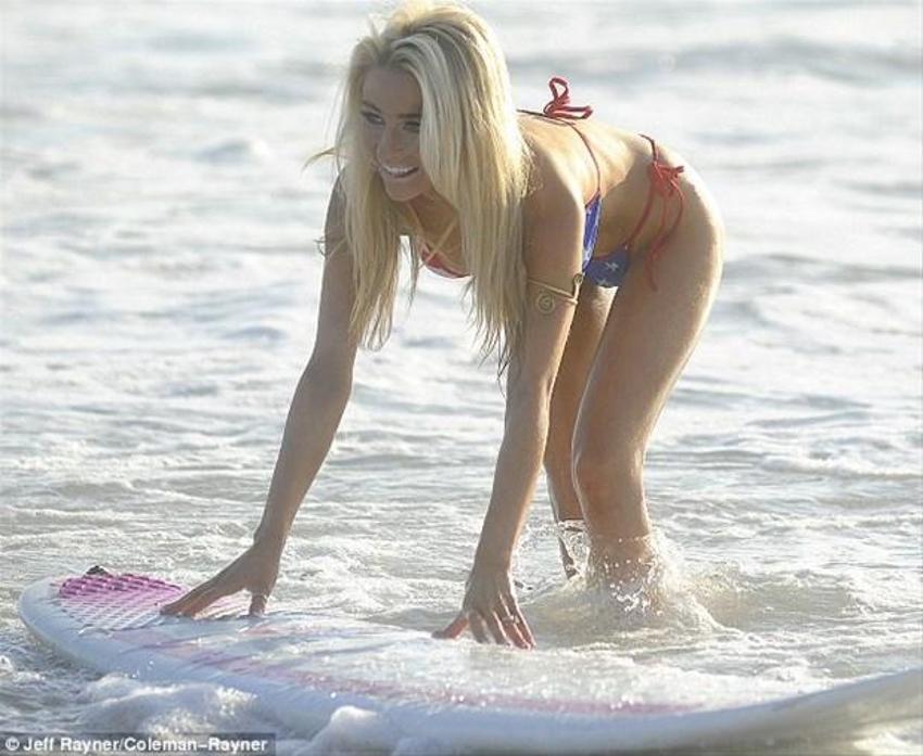 Courtney Stodden- Doug Hutchison