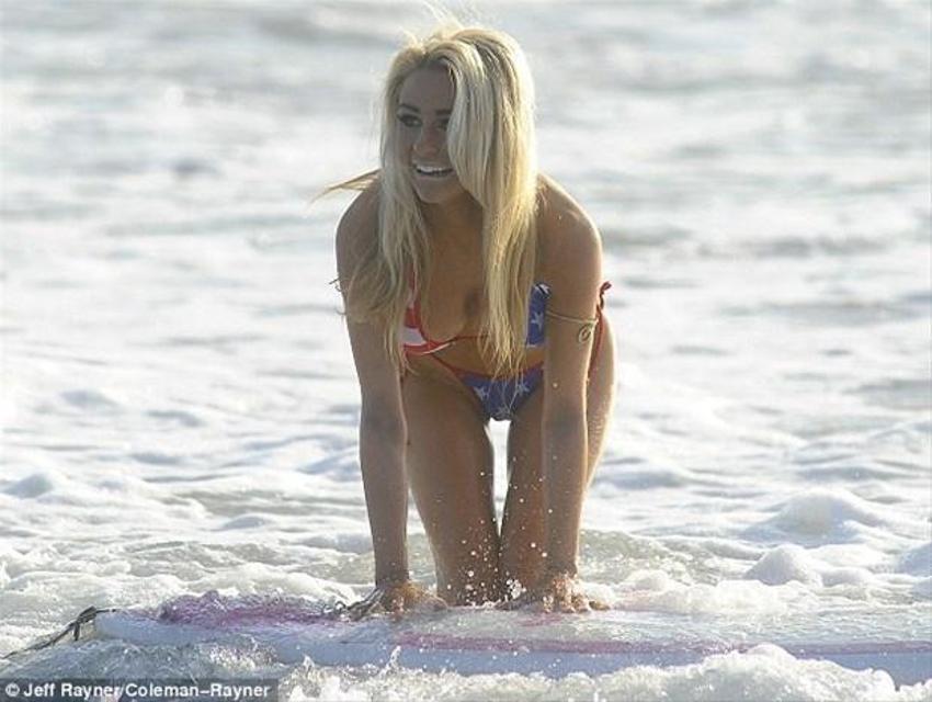 Courtney Stodden- Doug Hutchison