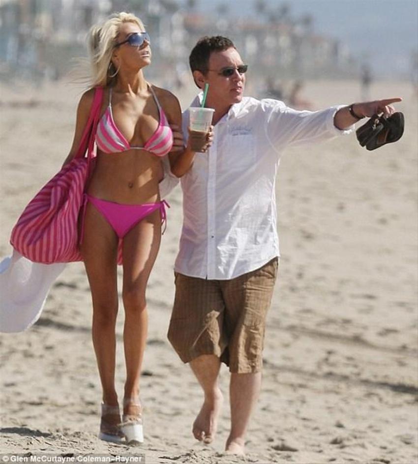 Courtney Stodden- Doug Hutchison