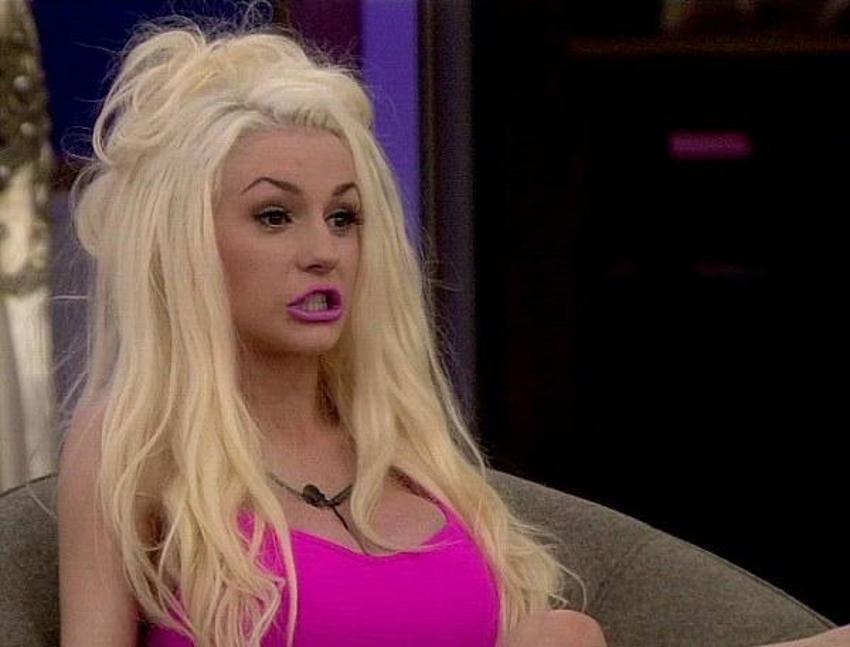 Courtney Stodden- Doug Hutchison