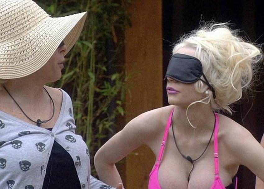 Courtney Stodden- Doug Hutchison