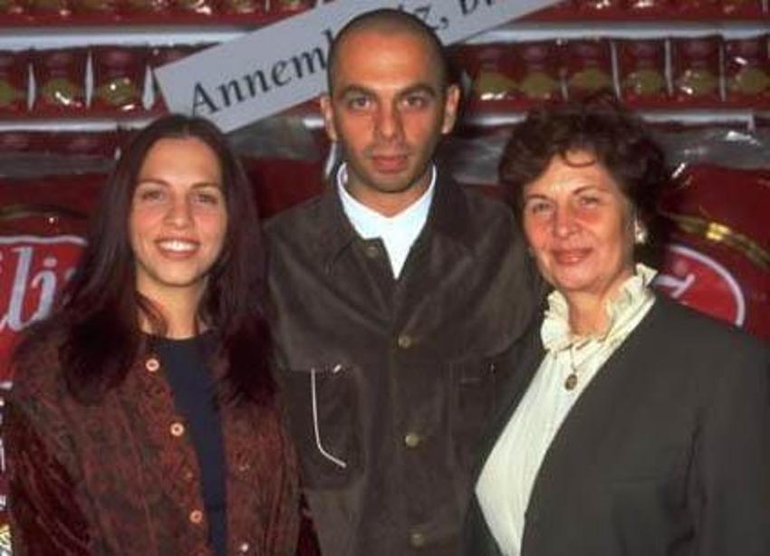 Ünlüler ve anneleri