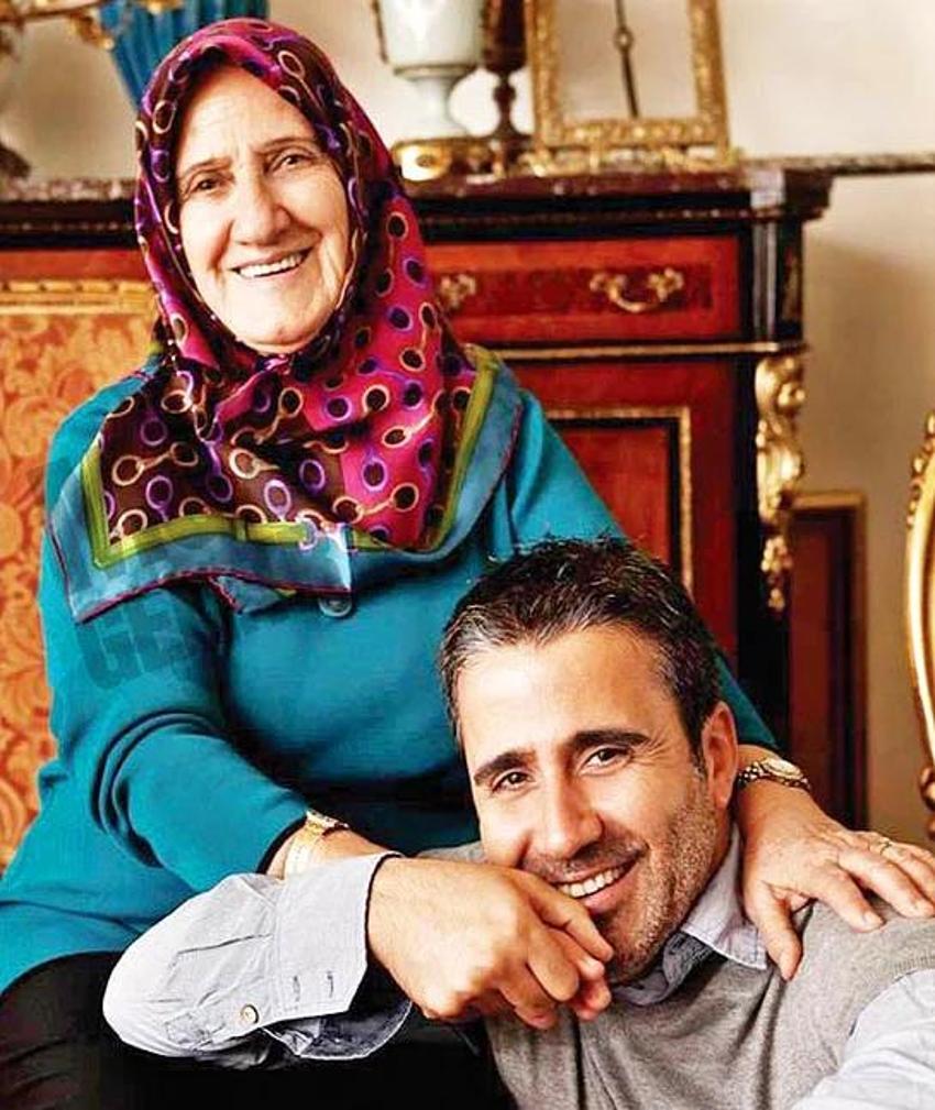 Ünlüler ve anneleri