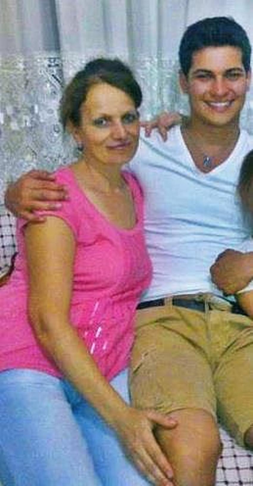 Ünlüler ve anneleri