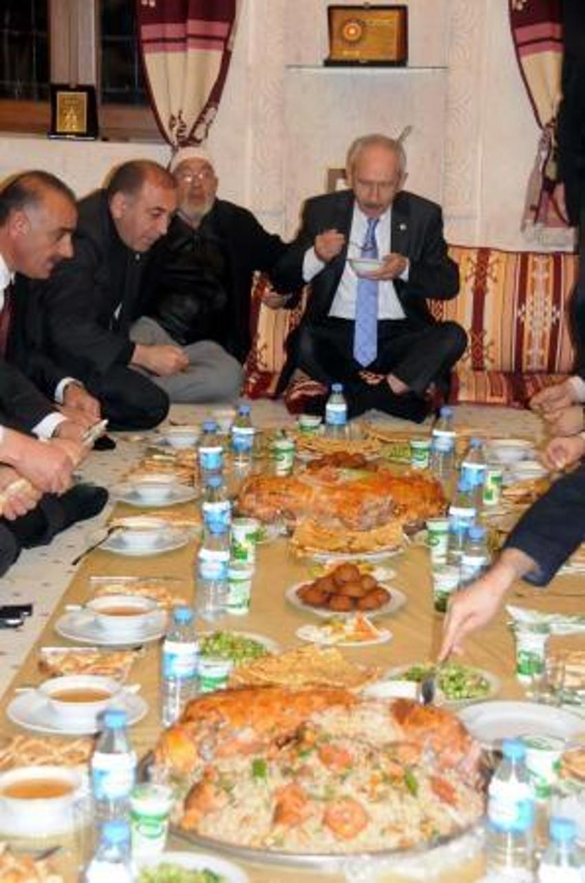 Kılıçdaroğlu'na aşiret sofrası