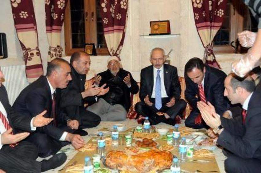 Kılıçdaroğlu'na aşiret sofrası