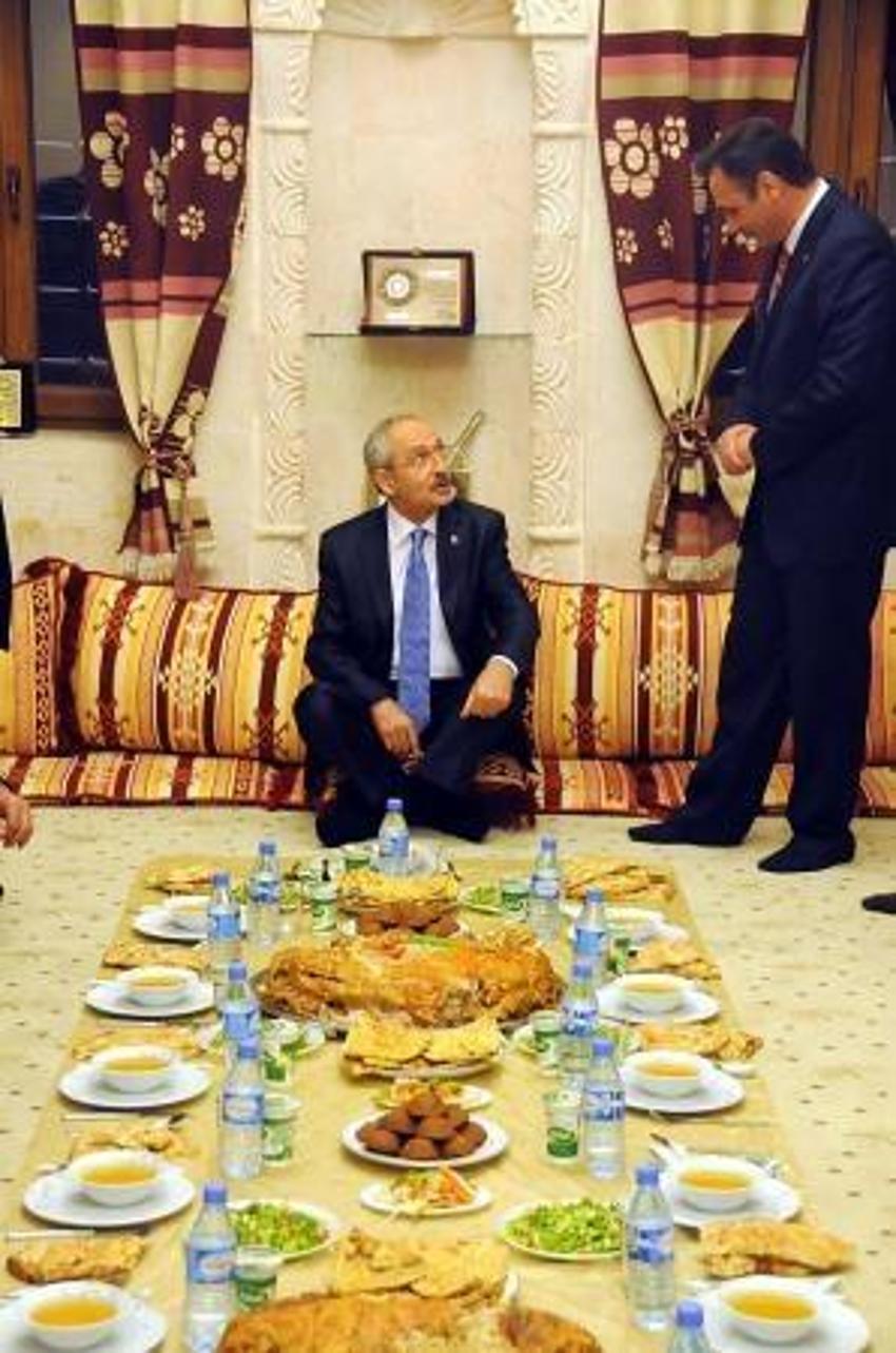 Kılıçdaroğlu'na aşiret sofrası