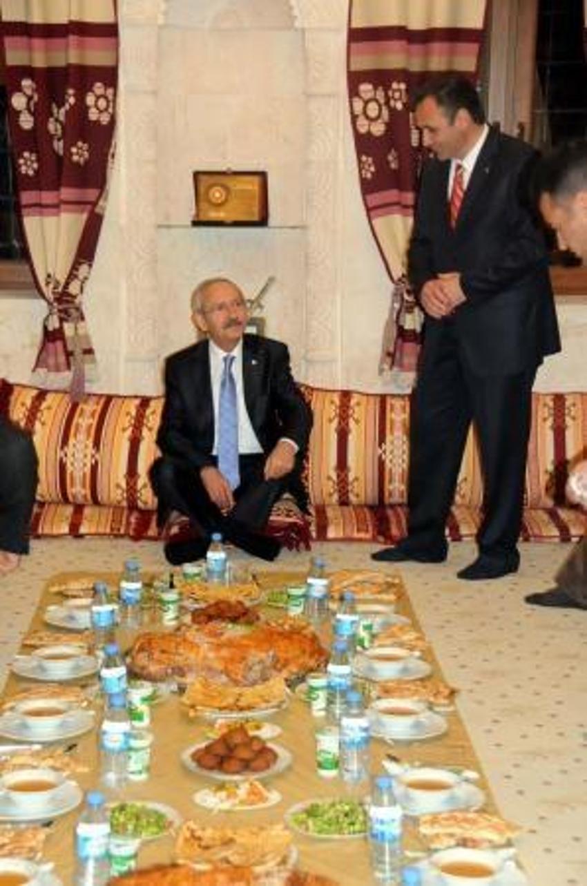 Kılıçdaroğlu'na aşiret sofrası