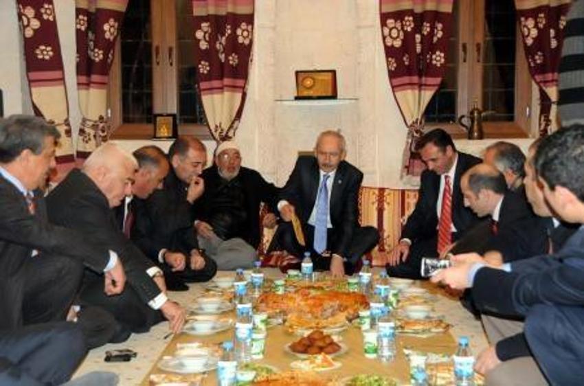 Kılıçdaroğlu'na aşiret sofrası