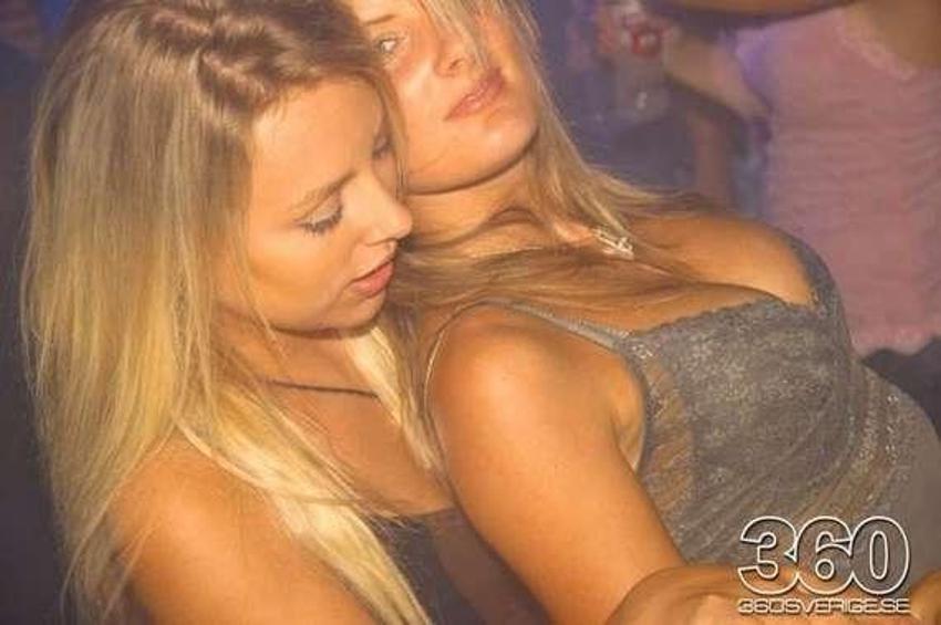 Молодая шведка. Частное фото - 12 фото Молодая шведка. Частное фото - 12 фото