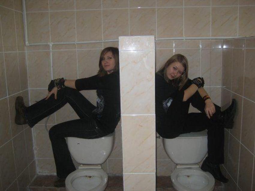 Школьный Туалет Девушек Фото
