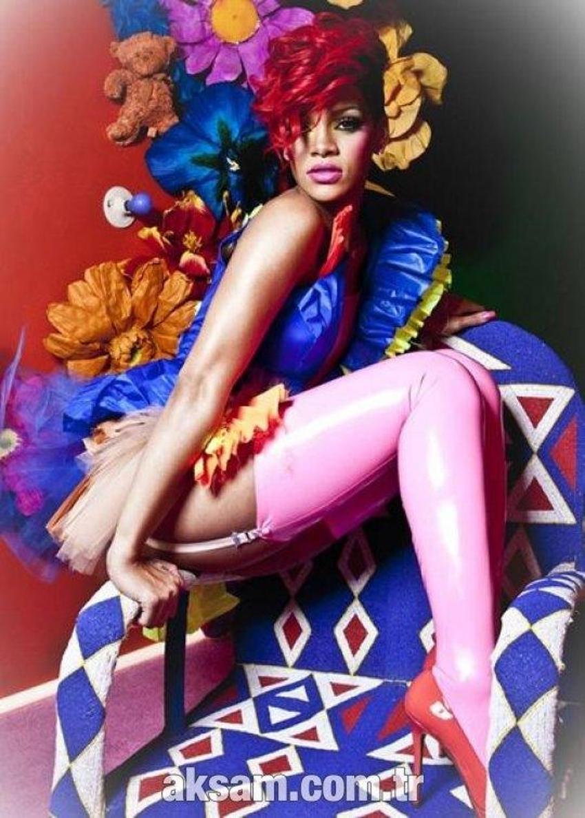 Rihanna'nın striptiz kulübü macerası