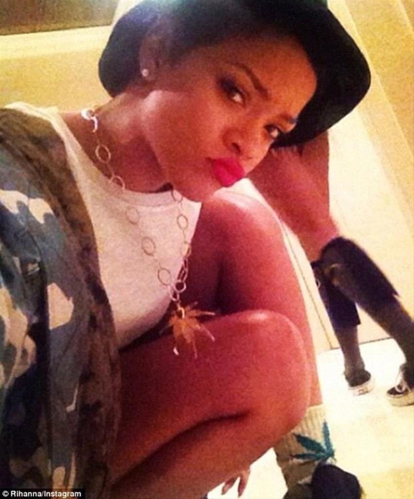 Rihanna'nın striptiz kulübü macerası