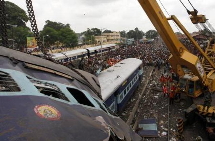 Hindistan'da tren faciası
